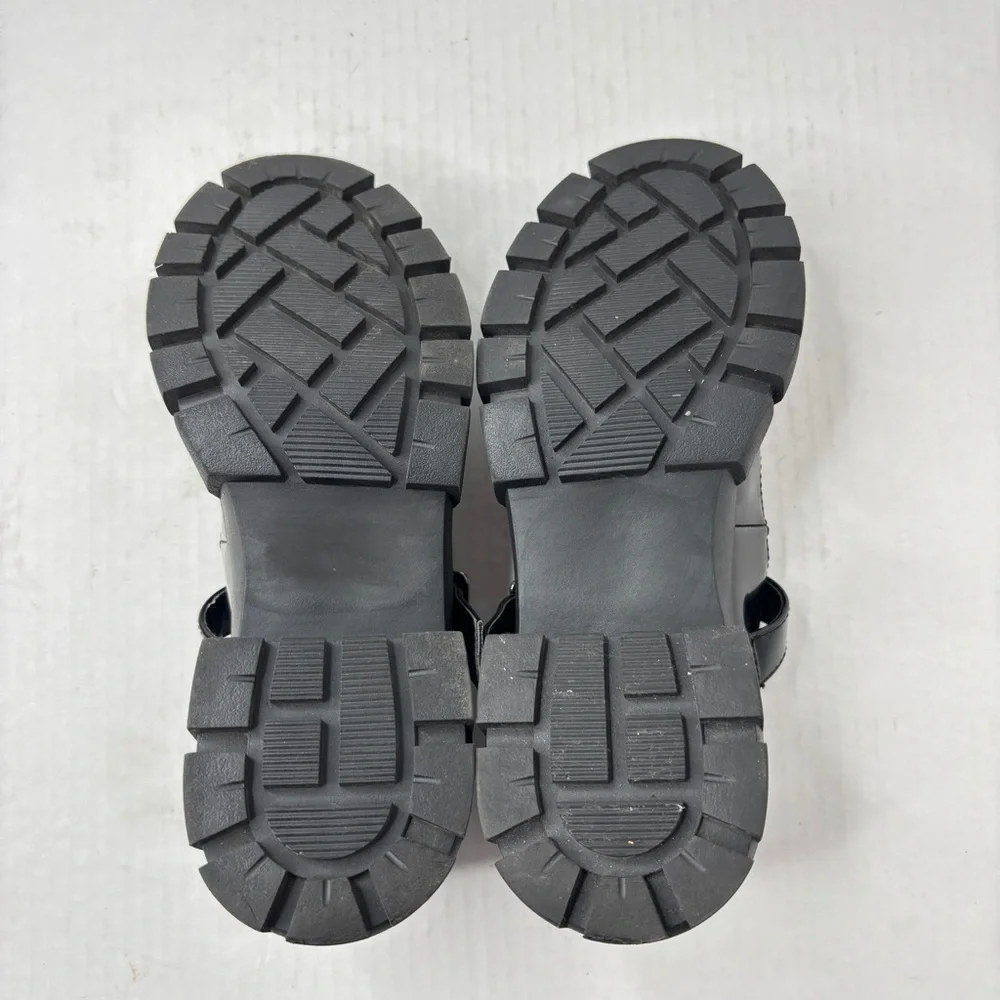 Madden Girl Maddie T-Strappy Platform Shoes MaryJanes Size 5.5 Chunky Round Toe